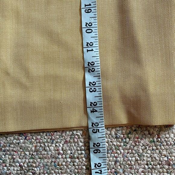 Vintage Burberry’s Wool Pencil Skirt Khaki - Picture 6 of 7